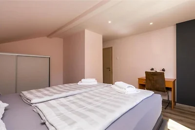 Pansion Belvedere - One Bedroom Apartment wit...