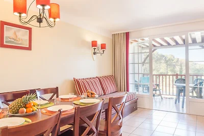Chic Biscarrosse Forest Apartment