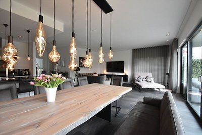 Moderne Villa in Harderwijk mit Sauna und...
