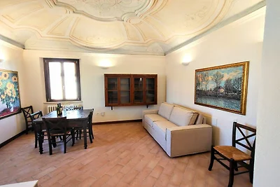 Wohnung in einem Dorf mit Swimmingpool