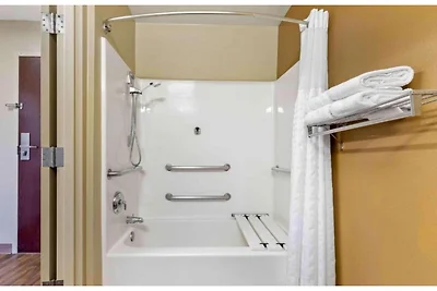 1 Queensize-bett | Ada/ri...