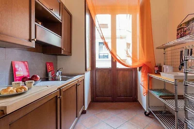 Wohnung in Torino mit Balkon und Parken