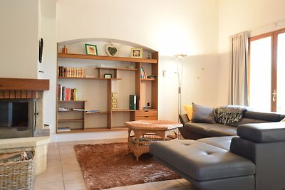 Komfortable Villa in Coux, Frankreich, mit ei...