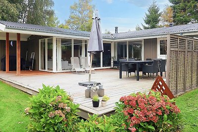 4 Sterne Ferienhaus in Idestrup-By Traum