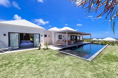 Villa in Saint-François mit Meerblick