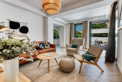 Appartement met zwembad en bubbelbad