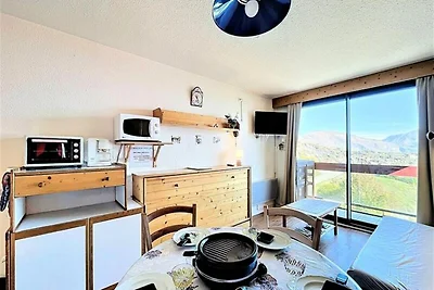 Apartment in Lunik in der Nähe des Milky...