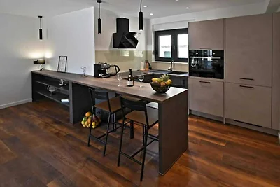 Luxury Slatine Apartments with Terrace and Ga...