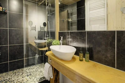 Chalet nelle Alpi con spa e accesso alle...