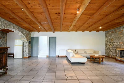 Villa - eingezäunt Rozare