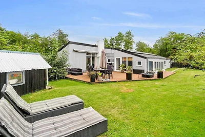 8 Personen Ferienhaus in Nexø