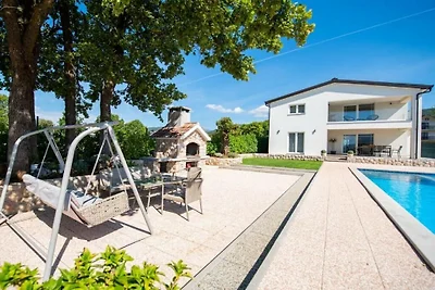 Ferienhaus in Imotski mit Schwimmbecken