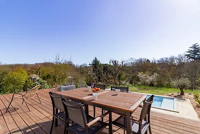 Casa vacanze con piscina a Mondonville