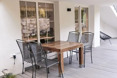 Modernes Apartment in Seefeld