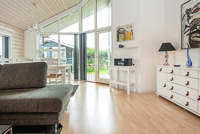 6 Personen Ferienhaus in Juelsminde-By Traum