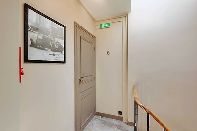 Modern 2BD/6P appartement met airconditioning...