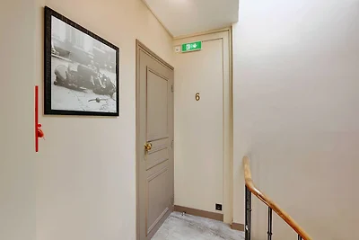 Modern 2BD/6P appartement met airconditioning...