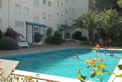 Apartment in LEscala with garden