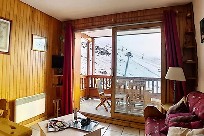 Geräumiges Apartment · Direkter Zugang zur Sk...