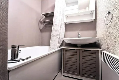 Apartment in Puy Saint Vincent mit Aussicht