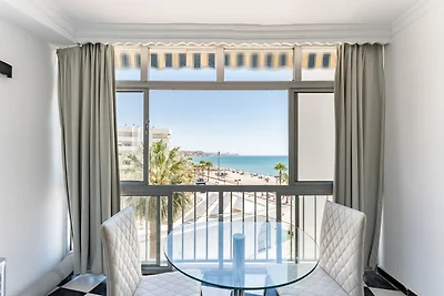 Faro's Carvajal Beachstudio - Frontline