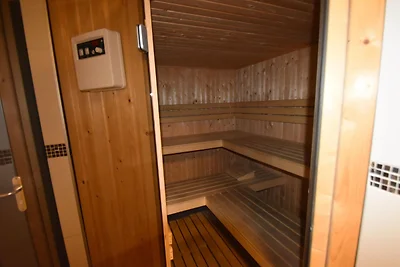 Gruppenunterkunft mit Sauna und Schwimmbad