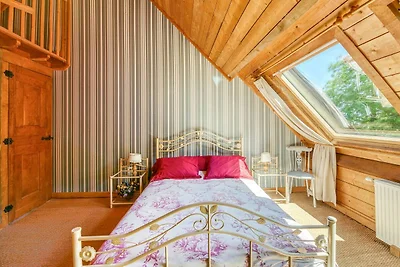 Malerisches Ferienhaus in Ferce nahe Lake...