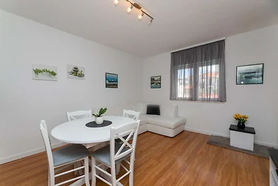Villa Supetar Garden - Two Bedroom Apartment ...