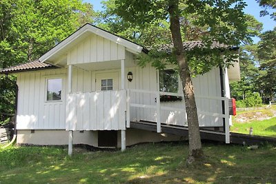 Vakantiehuis met 1 slaapkamer in Stenungsund