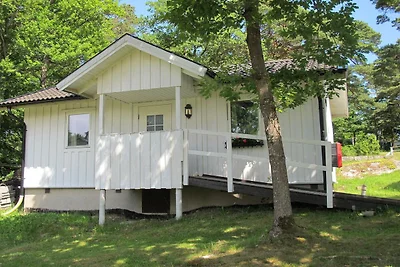 1-Schlafzimmer-Ferienhaus in Stenungsund