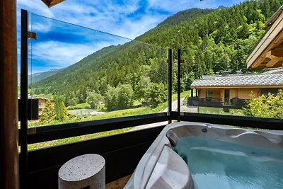 Peaceful hamlet + daily pastry delivery &...