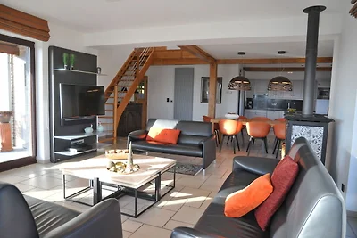 Moderna Casa Vacanze a Somme Leuze con Sauna