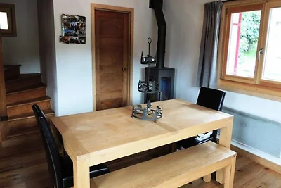 Chalet in der Nähe der Skipisten von Mont...