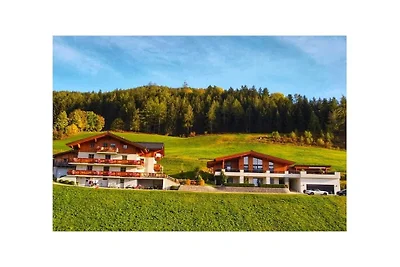 Azienda agricola a Forstau con piscina