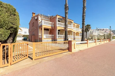 Stilvolles Apartment direkt Strand in...
