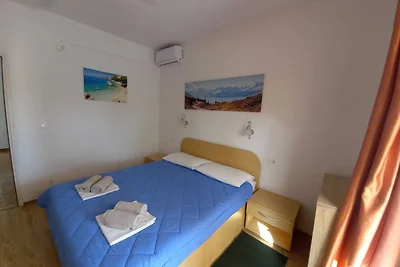 Apartment mit 1 Schlafzimmer und Terrasse