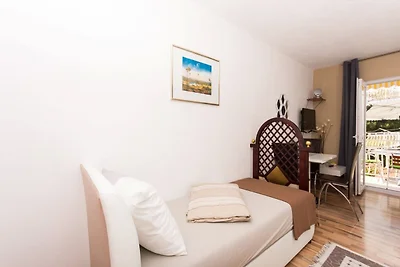 Villa Stil - Studio Apartment with Balcony an...