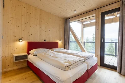 Superior Chalet # 27 with Sauna & Hot Tub