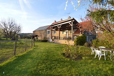 Moderna casa vacanze sui prati