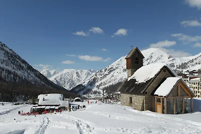 Chalet in Isola nahe Skipisten