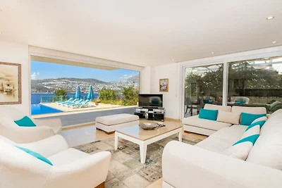 Villa in Kalkan met zwembad