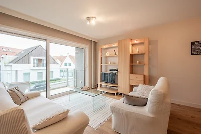 Helle 2-Zimmer-Wohnung mit Terrasse