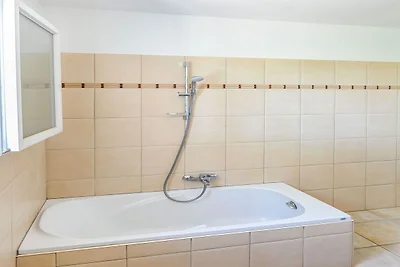 Geräumiges Ferienhaus in Aigues Vives