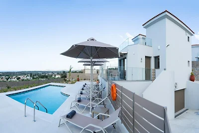 Villa auf Kreta mit Meerblick und Pool