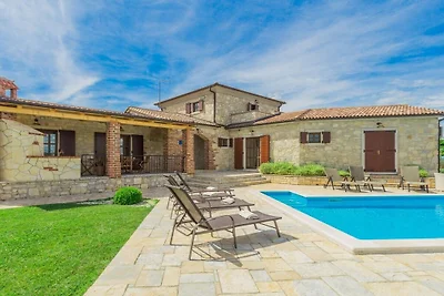 Villa in Vižinada met zwembad