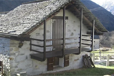 Holiday home in Gerra with barbecue