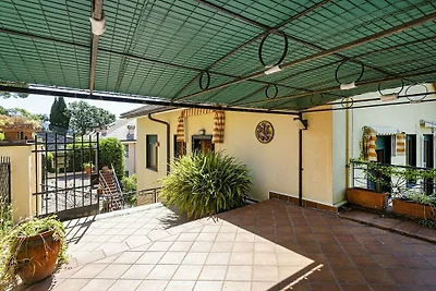 Comfy Giovo Home