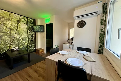 Ruhiges und stilvolles Haus mit Garten