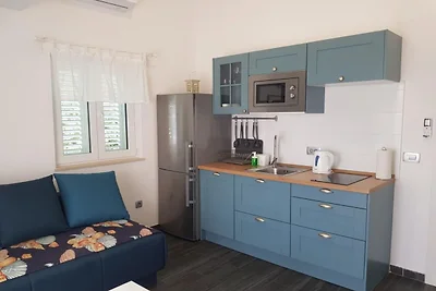 Apartments near the beach Orebic - One bedroo...