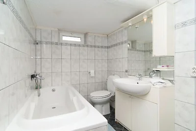 Apartments Roko (ST) - Standard One Bedroom A...